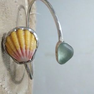 Sunrise shell and sea glass bracelet
